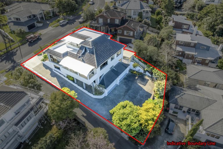 Photo of property in 22 Mccahill Views, Botany Downs, Auckland, 2010