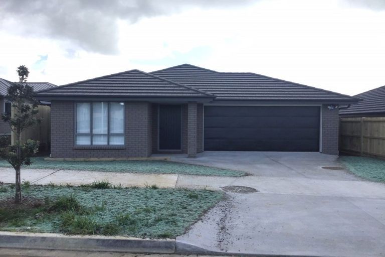 Photo of property in 18 Rainsford Road, Pukekohe, 2120