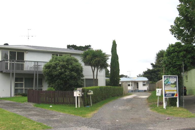 Photo of property in 2/13 Ivy Place, Birkdale, Auckland, 0626