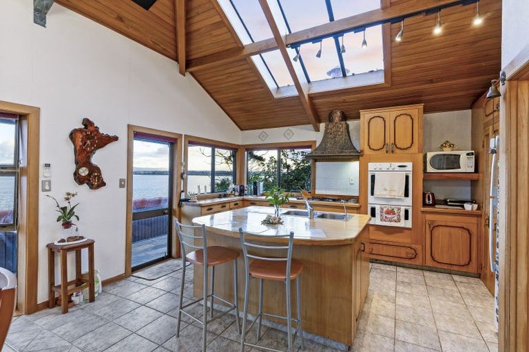 Photo of property in 16 Brigantine Drive, Beach Haven, Auckland, 0626