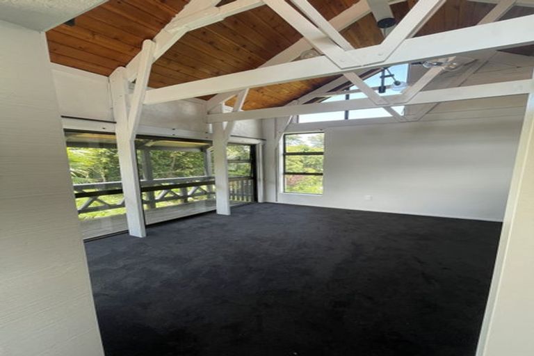 Photo of property in 46 Judkins Crescent, Cockle Bay, Auckland, 2014