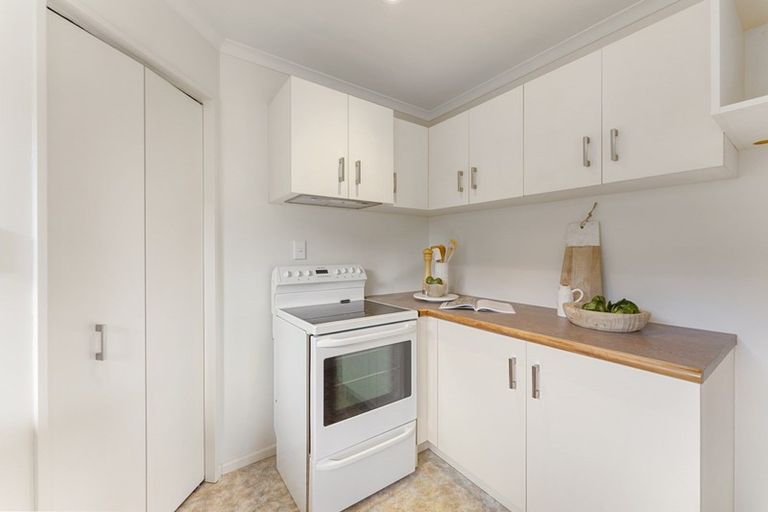 Photo of property in 5a Marama Crescent, Palmerston North, 4414