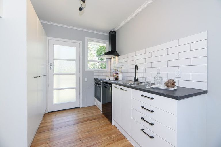 Photo of property in 5/119 Seabrook Avenue, New Lynn, Auckland, 0600