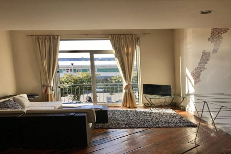 Photo of property in 1b/6 Kingdon Street, Newmarket, Auckland, 1023