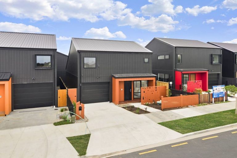 Photo of property in 65 Maungakaraka Road, Karaka, 2580