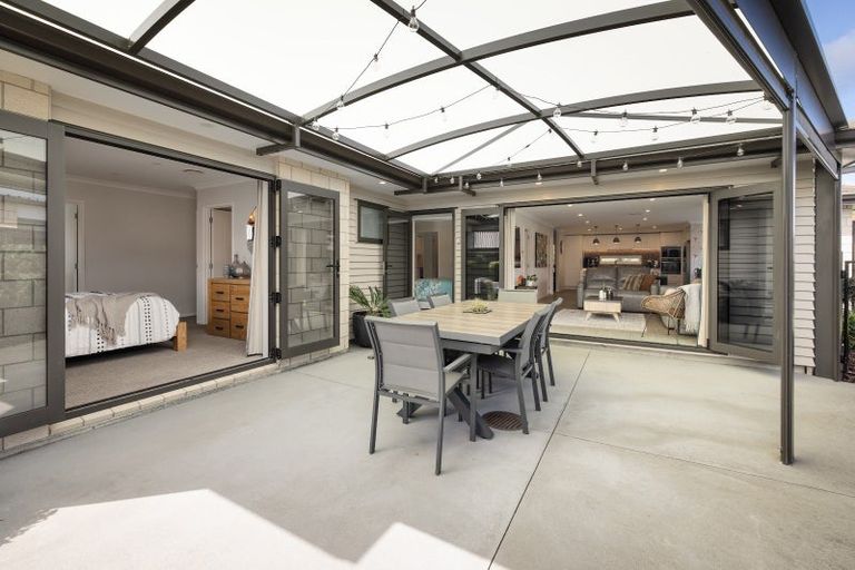 Photo of property in 5 Paiawa Way, Pyes Pa, Tauranga, 3110