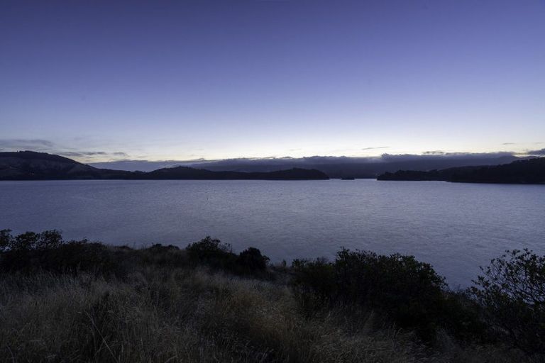 Photo of property in 4 Ohinehau Lane, Charteris Bay, Governors Bay, 8971