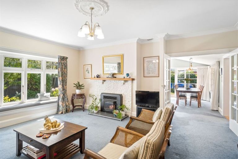 Photo of property in 52 Kilmarnock Street, Riccarton, Christchurch, 8011