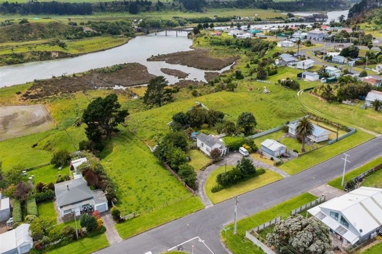Photo of property in 23 Cornwall Street, Patea, 4520