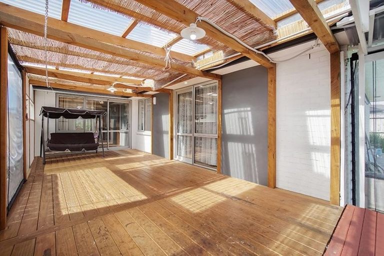 Photo of property in 72 Arion Road, Takanini, 2112