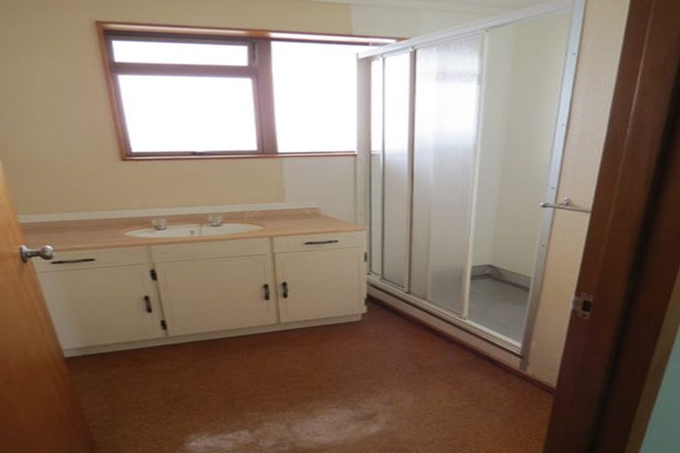 Photo of property in 402a Tremaine Avenue, Takaro, Palmerston North, 4412