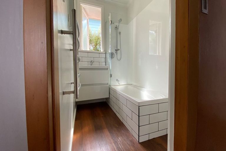 Photo of property in 16 Forfar Street, Clyde Hill, Dunedin, 9011