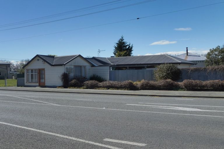 Photo of property in 2 Richard Street, Winchester, 7985