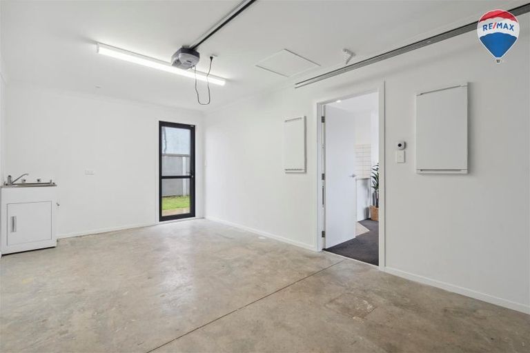 Photo of property in 97 Hinemoa Street, Levin, 5510