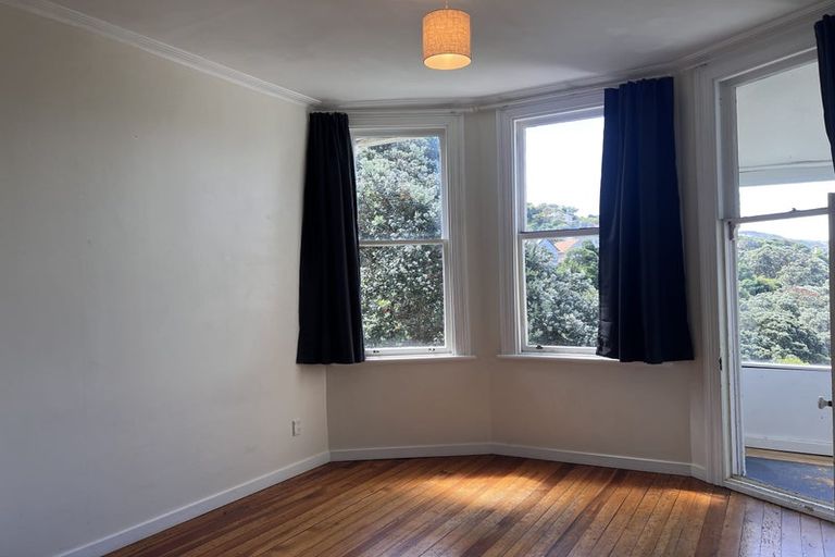 Photo of property in 37 Raroa Road, Kelburn, Wellington, 6012