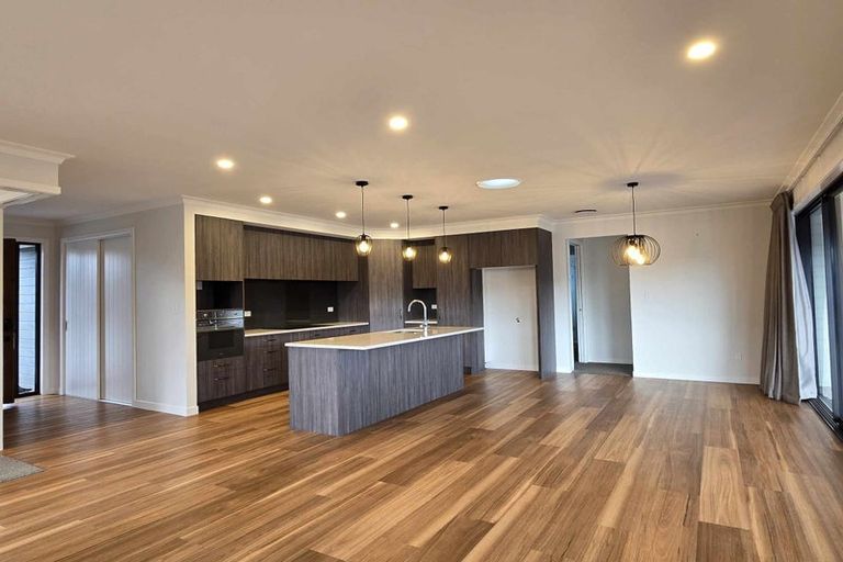 Photo of property in 38 Admiralty Drive, Haruru, 0204