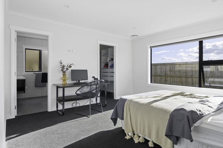 Photo of property in 8 Dulverton Rise, Flagstaff, Hamilton, 3210