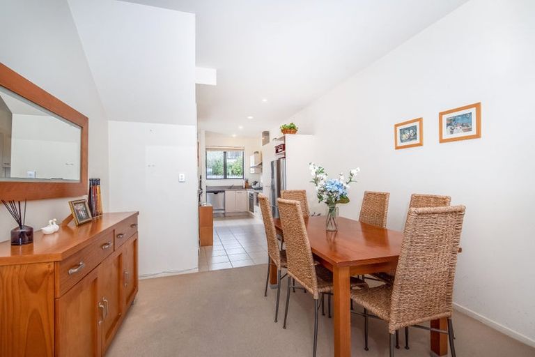 Photo of property in 20/22 Northcross Drive, Oteha, Auckland, 0632