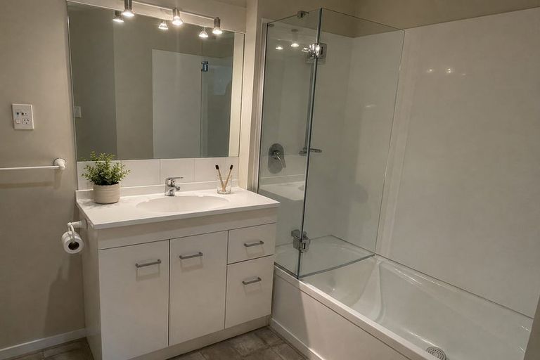 Photo of property in Pinehill School, 10 Hugh Green Drive, Pinehill, Auckland, 0632
