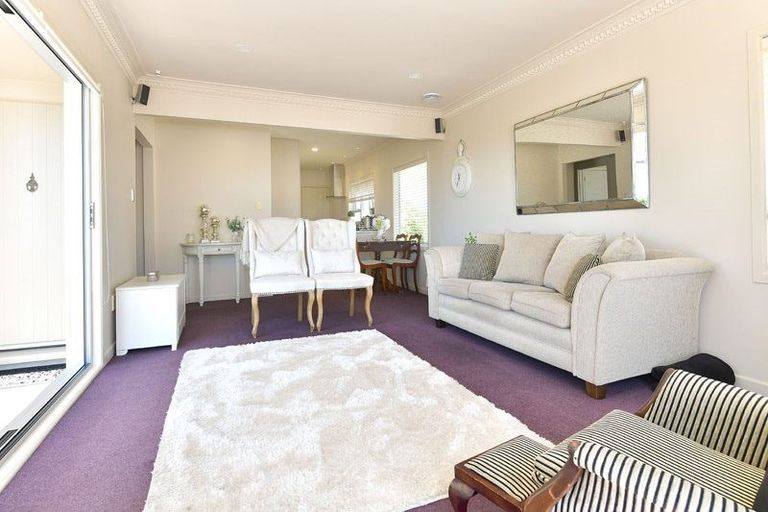 Photo of property in 1/42 Sunrise Avenue, Mairangi Bay, Auckland, 0630