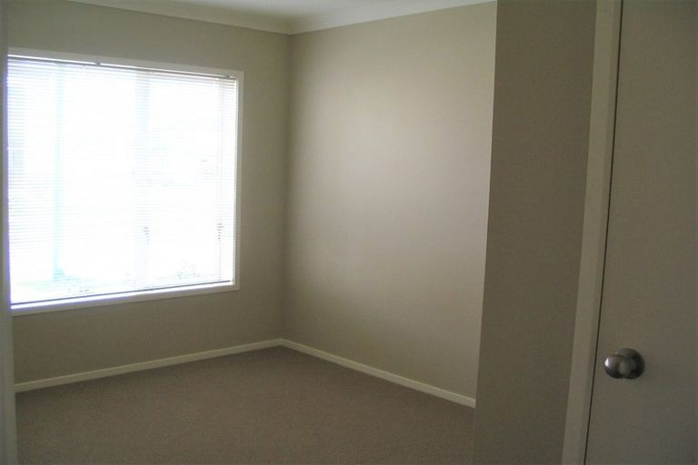 Photo of property in 4 Heidi Crescent, Flat Bush, Auckland, 2016