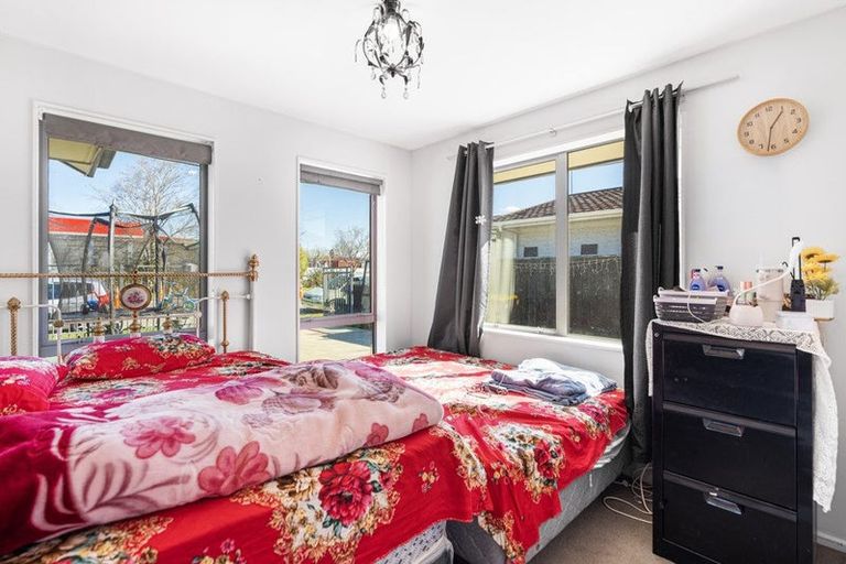Photo of property in 11 Russell Street, Linwood, Christchurch, 8062