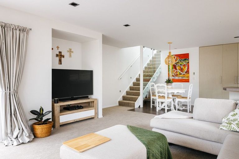 Photo of property in 72b Valley Road, Mount Maunganui, 3116