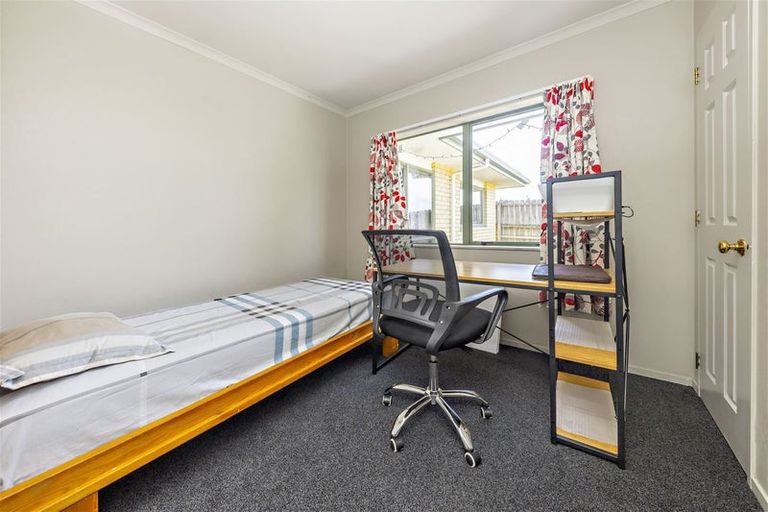 Photo of property in 47c Browns Road, Manurewa, Auckland, 2102