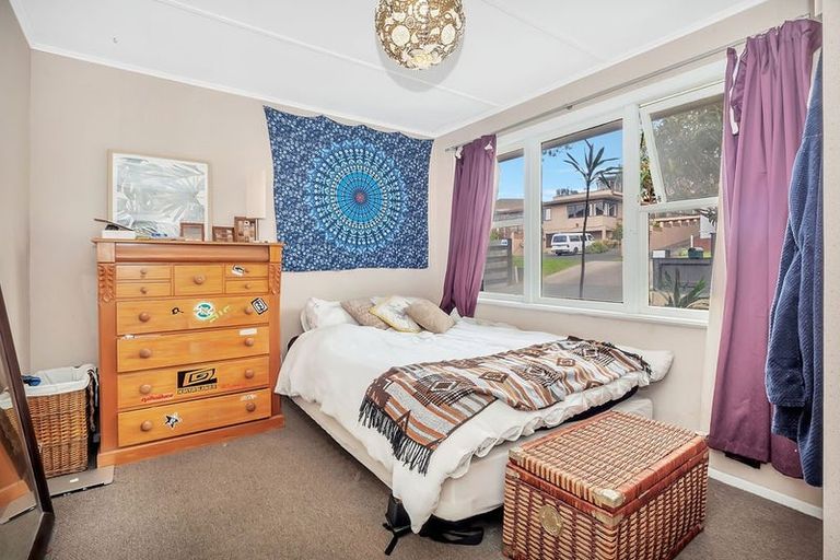 Photo of property in 115a Oceanview Road, Mount Maunganui, 3116