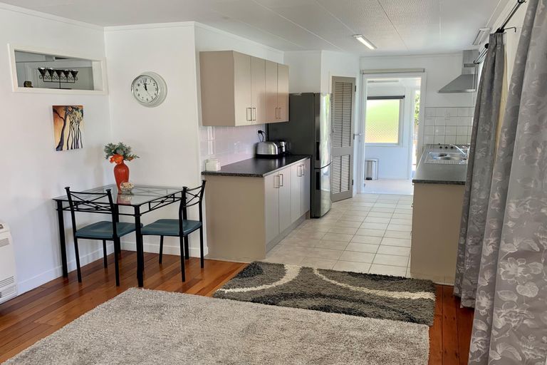 Photo of property in 19 School Road, Paihia, 0200