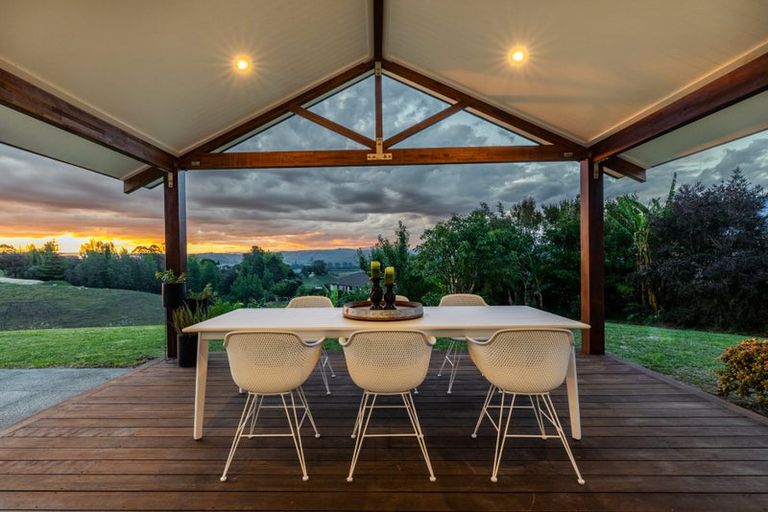 Photo of property in 10 Quarry Ridge, Poraiti, Napier, 4182