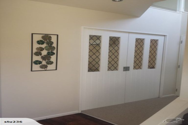 Photo of property in 14 Moore Crescent, Carterton, 5713