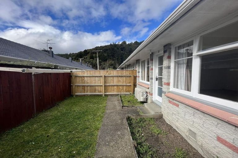 Photo of property in 6/3 Lane Street, Wallaceville, Upper Hutt, 5018