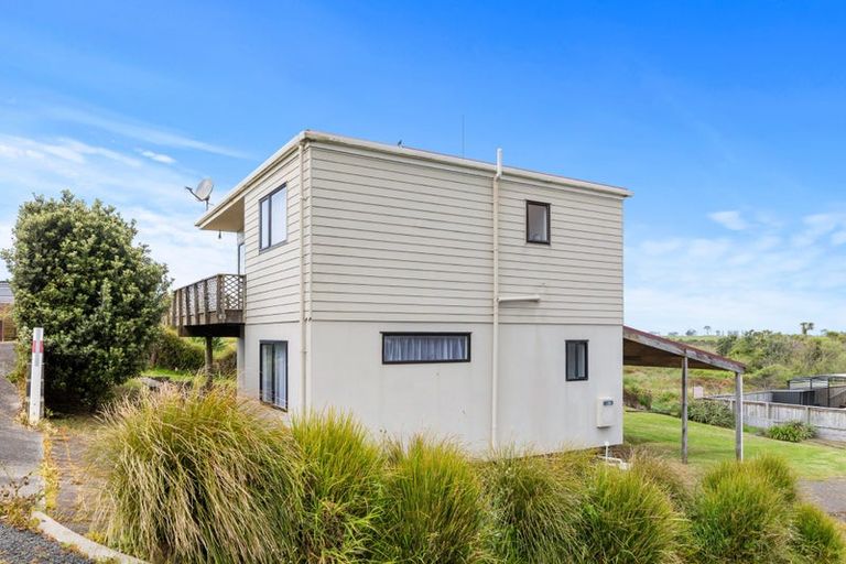 Photo of property in 6b Marjorie Lane, Papamoa Beach, Papamoa, 3118