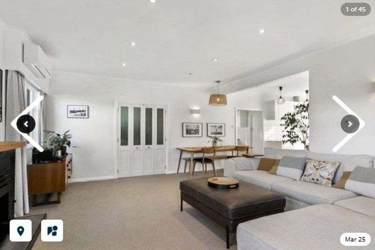 Photo of property in 51 Jackson Street, Island Bay, Wellington, 6023