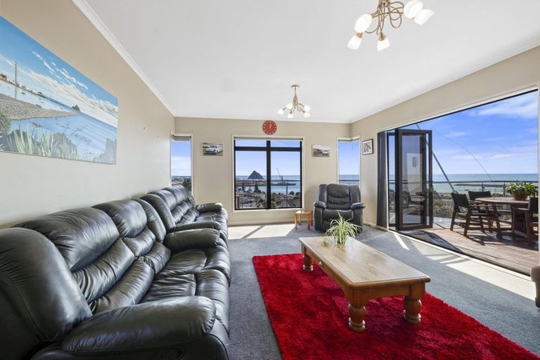 Photo of property in 3a Mission Street, Moturoa, New Plymouth, 4310