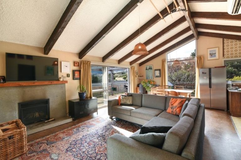 Photo of property in 75 Oregon Drive, Kelvin Heights, Queenstown, 9300