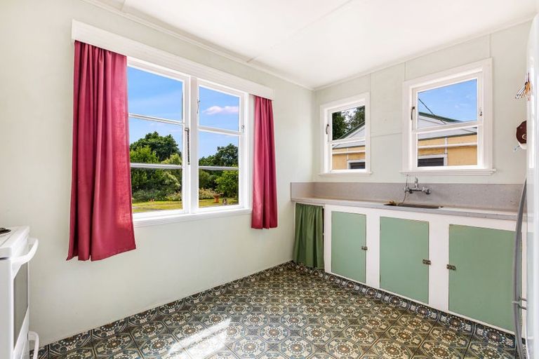 Photo of property in 1036 Taita Drive, Taita, Lower Hutt, 5011