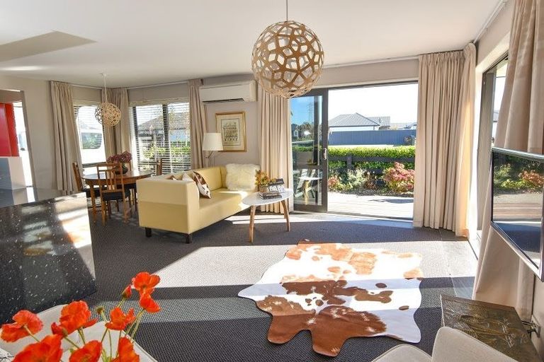 Photo of property in 21 Old Red Barn Road, Halswell, Christchurch, 8025