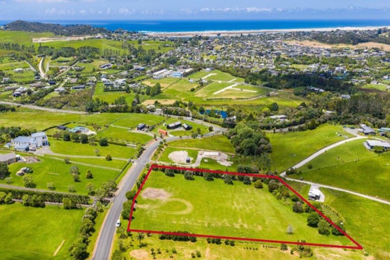 Photo of property in 249 Barrier View Road, Mangawhai, 0573
