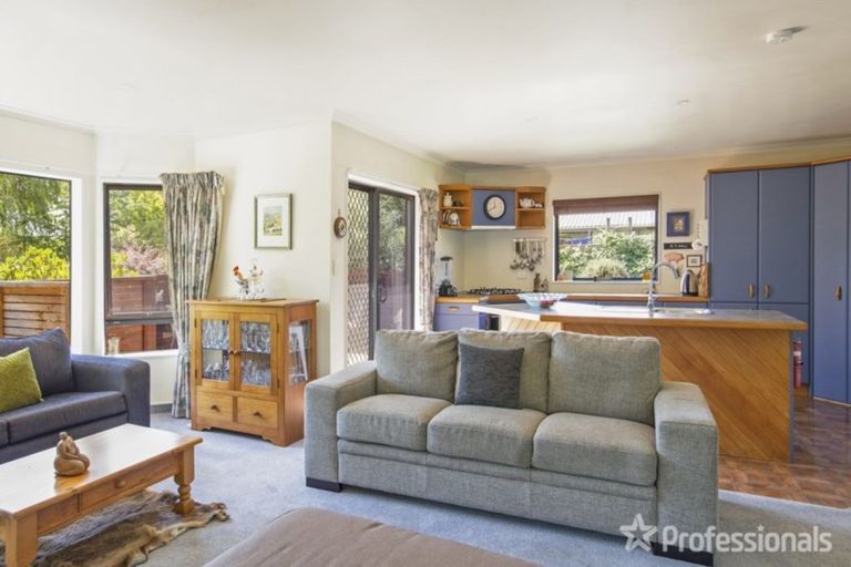 Photo of property in 69 Frederick Street, Carterton, 5713