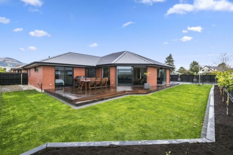 Photo of property in 53 Silverstream Drive, Mosgiel, 9024