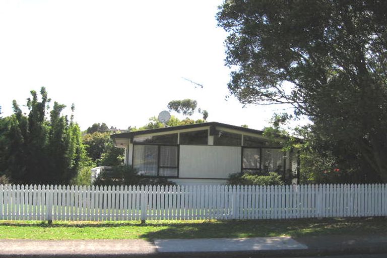 Photo of property in 61 Awaruku Road, Torbay, Auckland, 0630