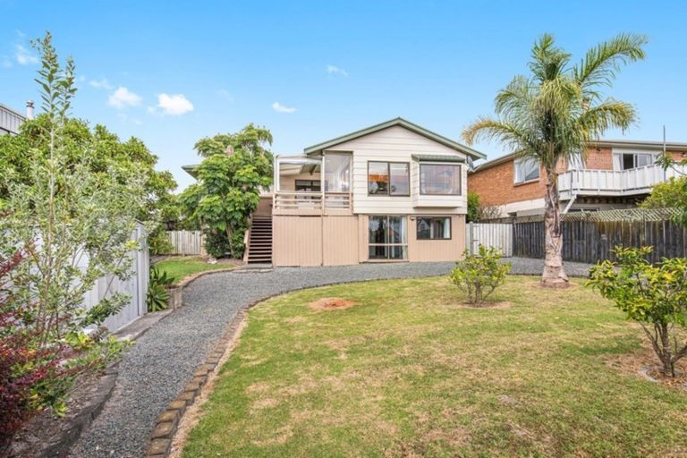 Photo of property in 18 Kawau View Road, Snells Beach, 0920