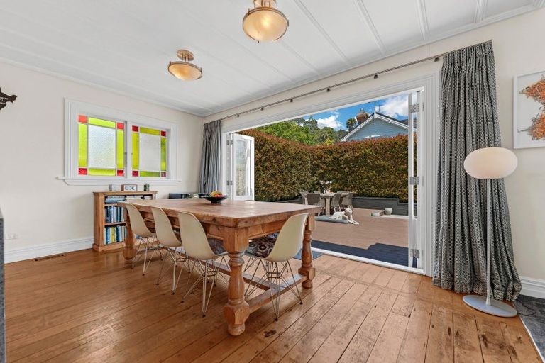 Photo of property in 20 Albert Road, Devonport, Auckland, 0624