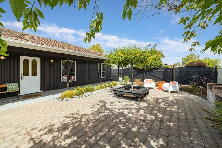Photo of property in 325 Sawyers Arms Road, Bishopdale, Christchurch, 8053
