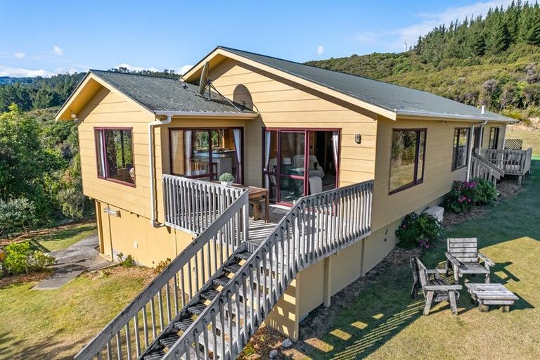 Photo of property in 49a Gillespies Road, Birchville, Upper Hutt, 5018