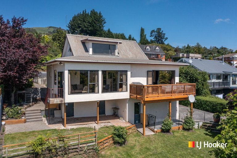 Photo of property in 19 Braeside, Kinmont Park, Mosgiel, 9024