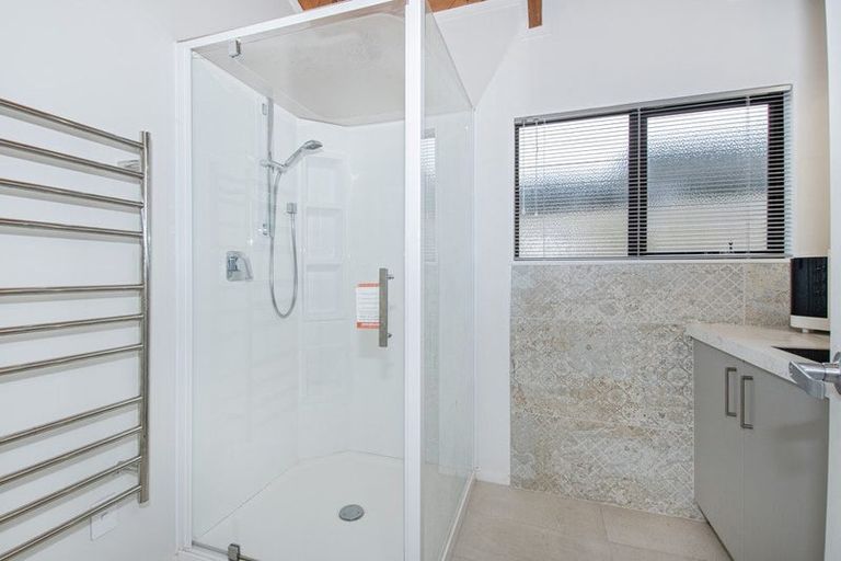 Photo of property in 292b Western Hills Drive, Avenues, Whangarei, 0110