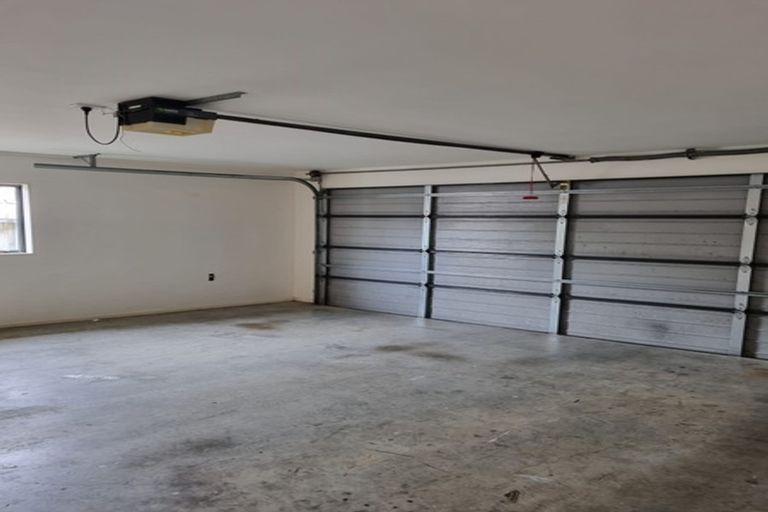 Photo of property in 32 Tararua Street, Trentham, Upper Hutt, 5018